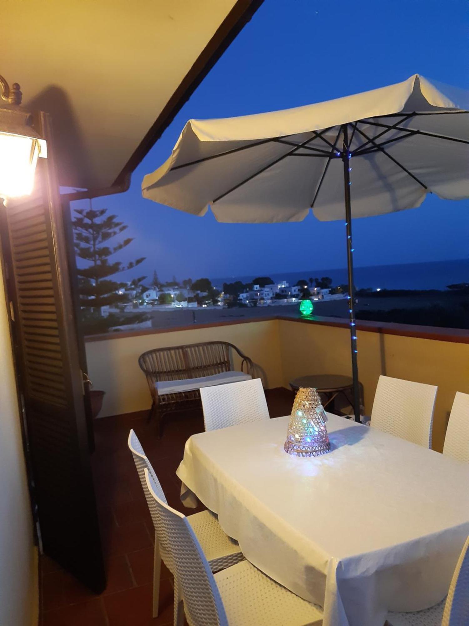 Appartement Breathtaking View Of Salento- à Leporano Extérieur photo