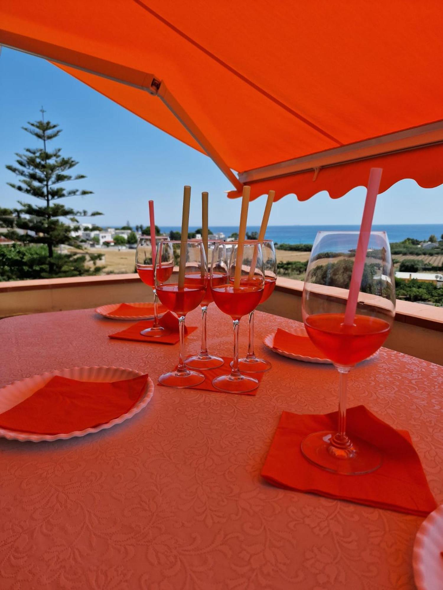 Appartement Breathtaking View Of Salento- à Leporano Extérieur photo
